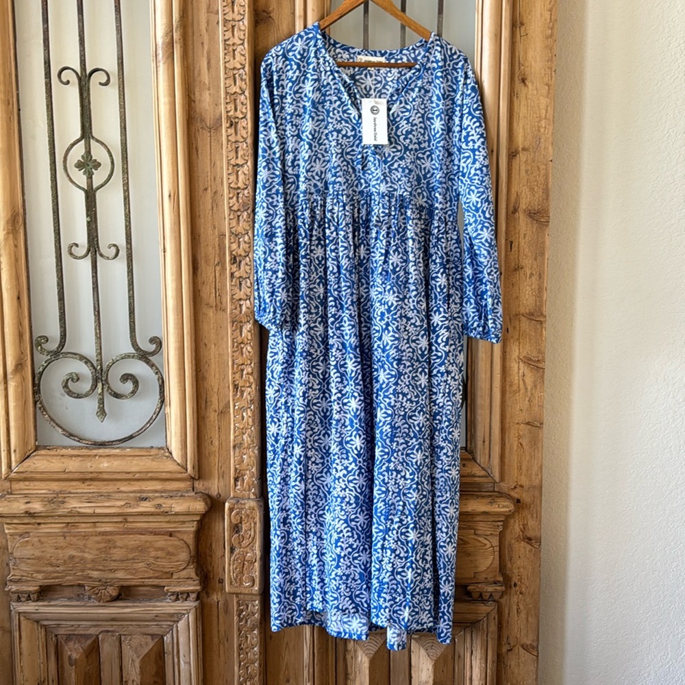 NWT Jayshree Dalal Blue Floral Kaftan Dress